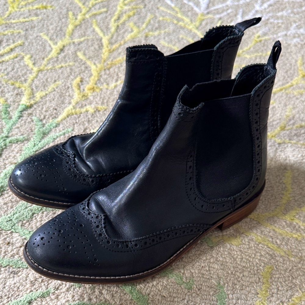 Dune London brogue black leather pull on Chelsea boot 40